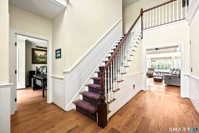 207 Great Pond Road, Simsbury, CT 06070
