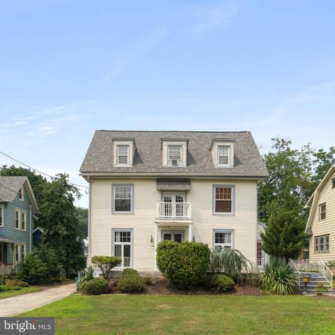 9 W CEDAR AVE, Merchantville, NJ 08109