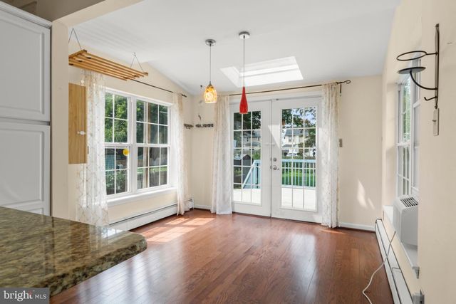 9 W CEDAR AVE, Merchantville, NJ 08109
