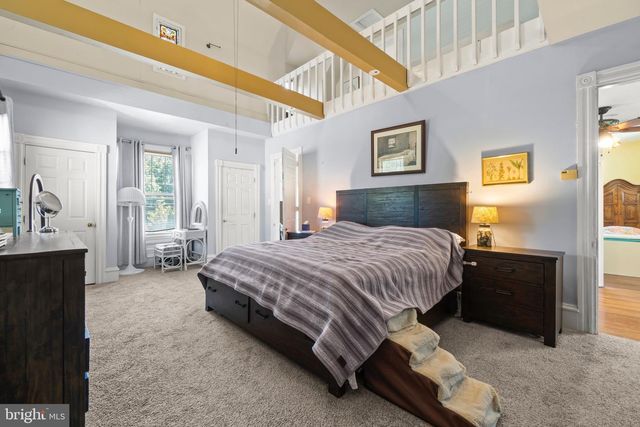 9 W CEDAR AVE, Merchantville, NJ 08109