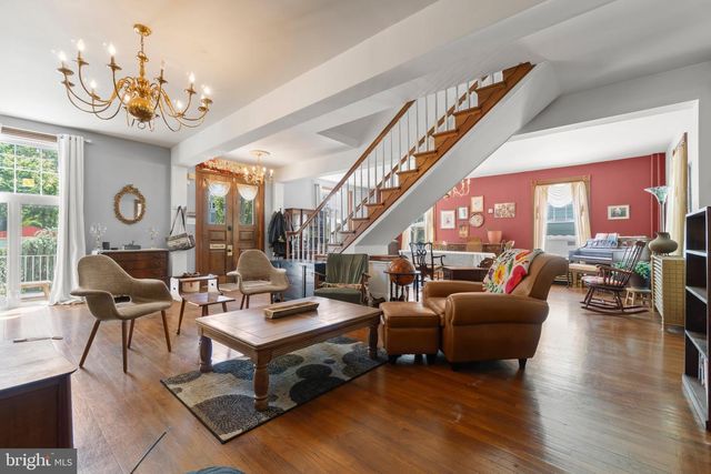 9 W CEDAR AVE, Merchantville, NJ 08109