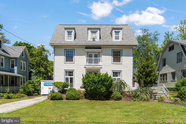9 W CEDAR AVE, Merchantville, NJ 08109