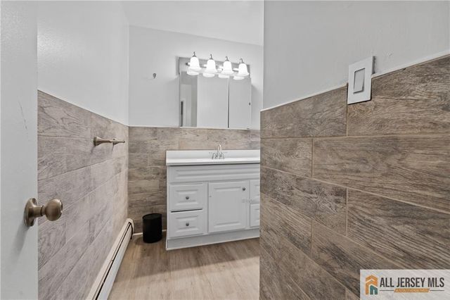 132 The Orchard L, East Windsor, NJ 08512