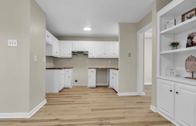 2180 COURT AVE, Memphis, TN 38104