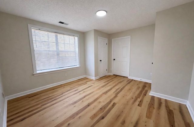 2180 COURT AVE, Memphis, TN 38104