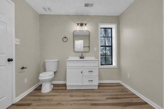 2180 COURT AVE, Memphis, TN 38104