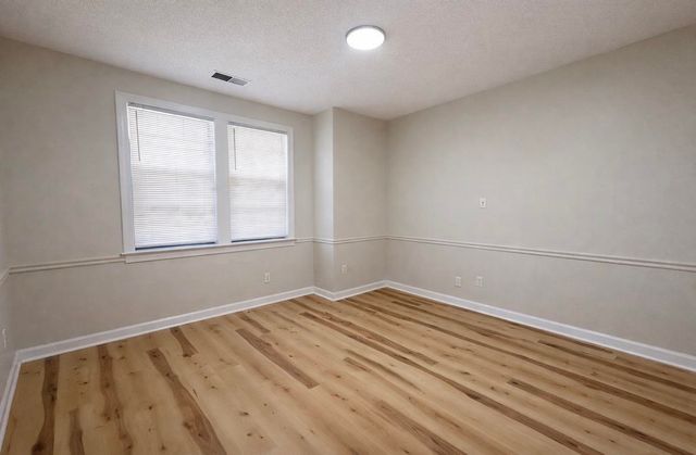 2180 COURT AVE, Memphis, TN 38104