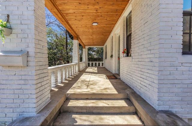 2180 COURT AVE, Memphis, TN 38104