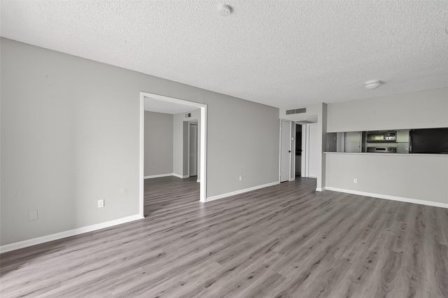 10110 Forum West Drive 406, Houston, TX 77036