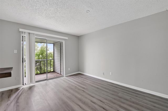 10110 Forum West Drive 406, Houston, TX 77036