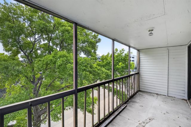 10110 Forum West Drive 406, Houston, TX 77036