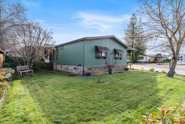 724 Tawn Cheree, Medford, OR 97501