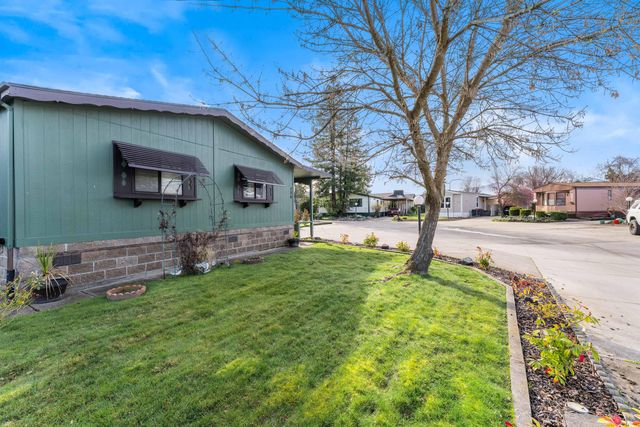 724 Tawn Cheree, Medford, OR 97501