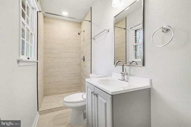 98 DEACON RD, Fredericksburg, VA 22405