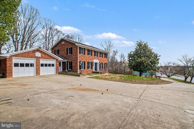 98 DEACON RD, Fredericksburg, VA 22405