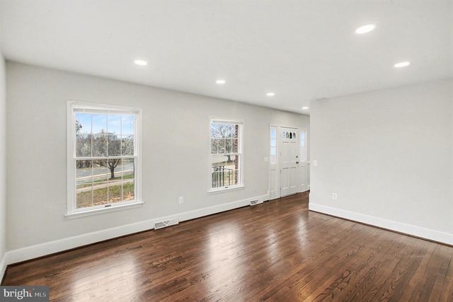 98 DEACON RD, Fredericksburg, VA 22405