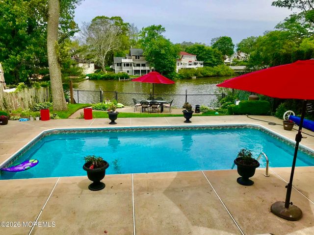 1305 Locust Drive, Asbury Park, NJ 07712