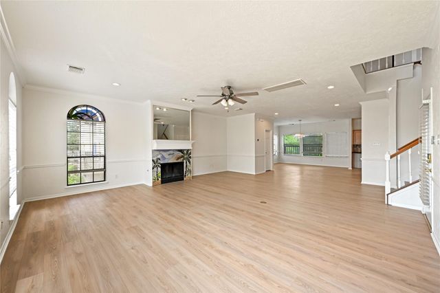 2607 Sailboat Drive, Houston, TX 77058