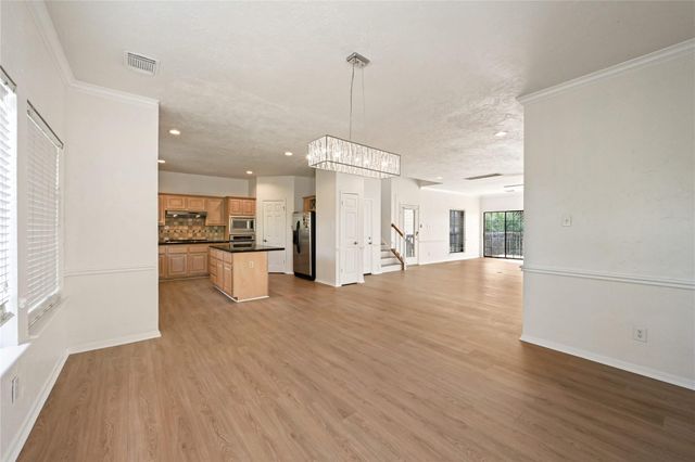 2607 Sailboat Drive, Houston, TX 77058