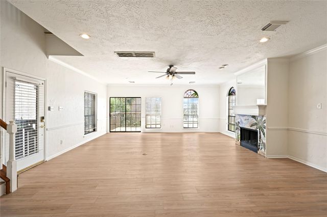 2607 Sailboat Drive, Houston, TX 77058