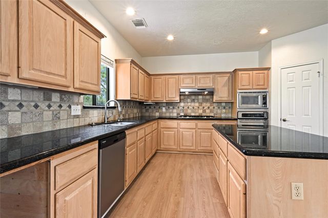 2607 Sailboat Drive, Houston, TX 77058