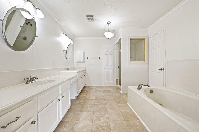 2607 Sailboat Drive, Houston, TX 77058
