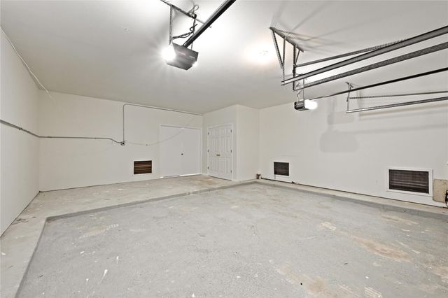 2607 Sailboat Drive, Houston, TX 77058