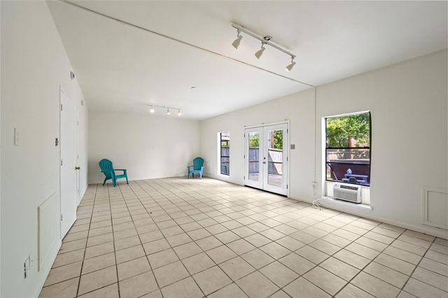 2607 Sailboat Drive, Houston, TX 77058