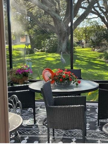 313 GONZALES PLACE, Lady Lake, FL 32159