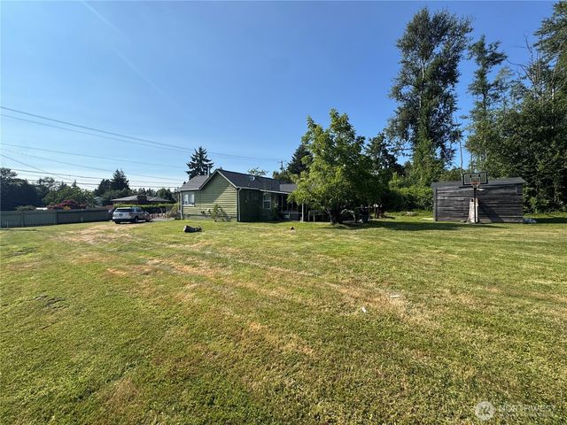 12026 59th Avenue S, Seattle, WA 98178