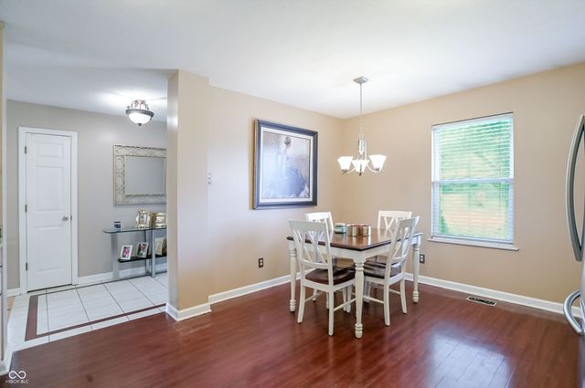 711 N Scott Drive, Greenwood, IN 46142