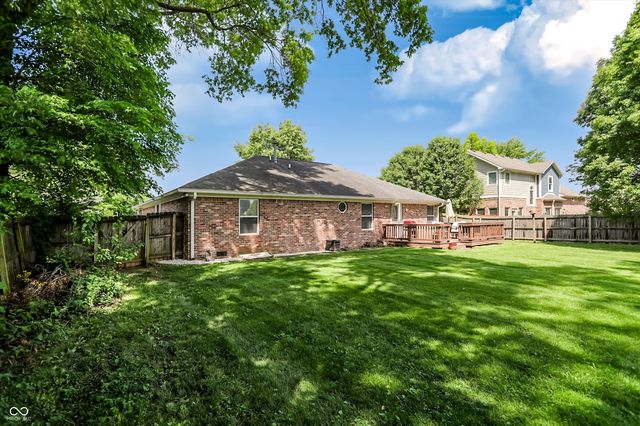711 N Scott Drive, Greenwood, IN 46142
