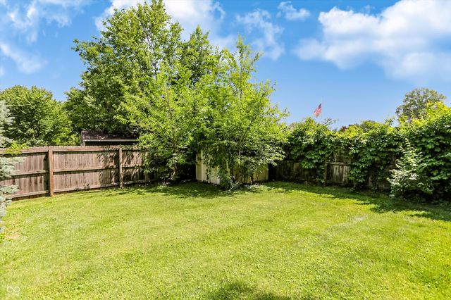 711 N Scott Drive, Greenwood, IN 46142