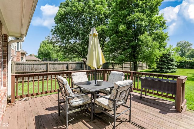 711 N Scott Drive, Greenwood, IN 46142
