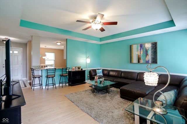 711 N Scott Drive, Greenwood, IN 46142