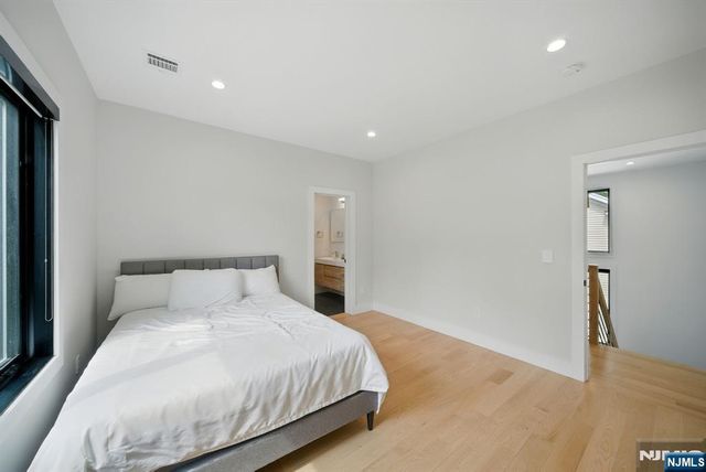 90 Columbus Drive, Tenafly, NJ 07670