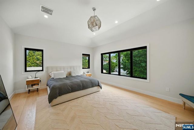 90 Columbus Drive, Tenafly, NJ 07670