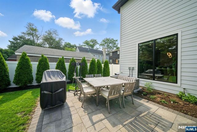 90 Columbus Drive, Tenafly, NJ 07670