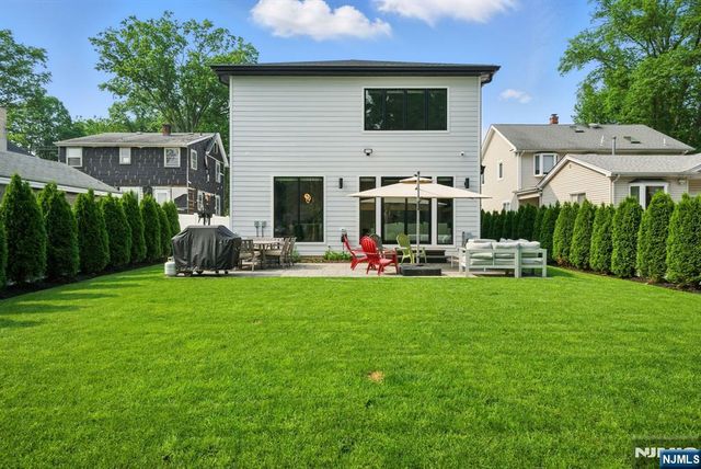 90 Columbus Drive, Tenafly, NJ 07670