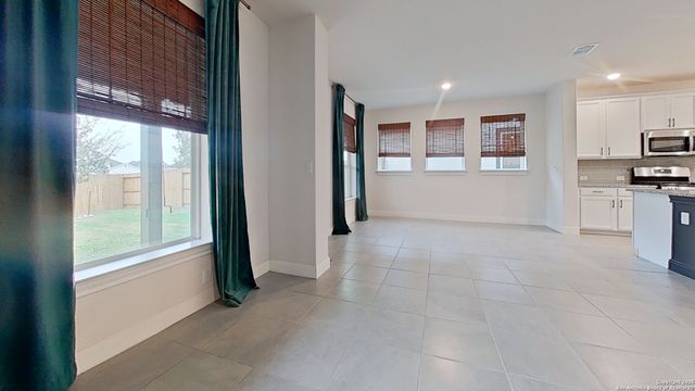 9422 Van Horn, San Antonio, TX 78254