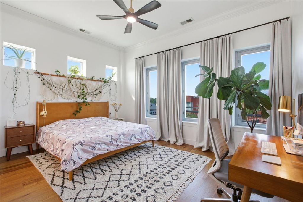 3920 N Sheridan Road 504, Chicago, IL 60613 — photo 2