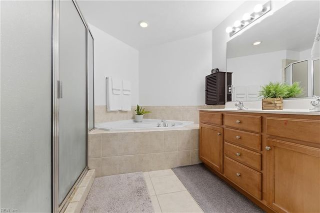 1712 Schooner Strait CT, Virginia Beach, VA 23453