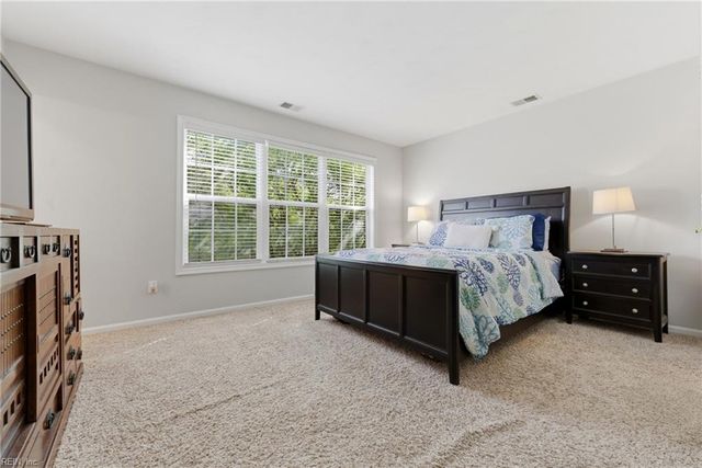 1712 Schooner Strait CT, Virginia Beach, VA 23453