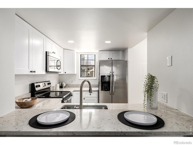 13970 W 72nd Place C, Arvada, CO 80005