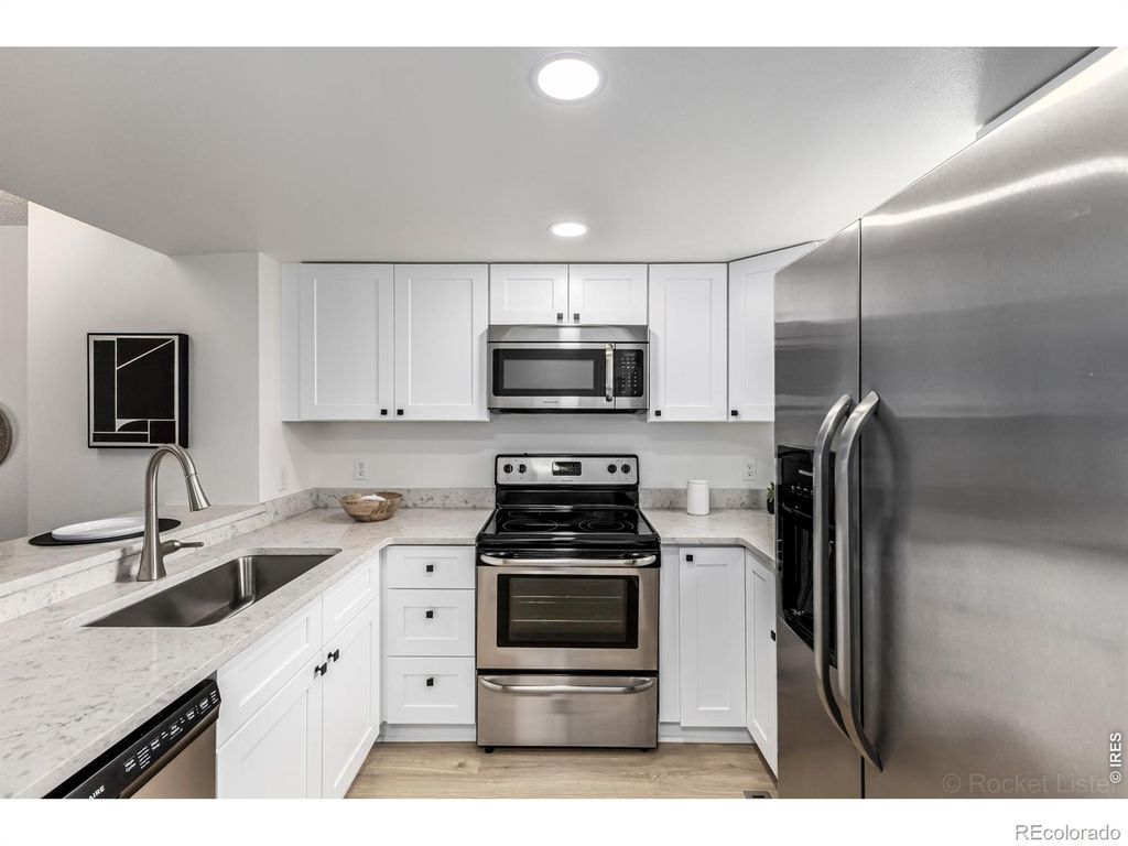 13970 W 72nd Place C, Arvada, CO 80005