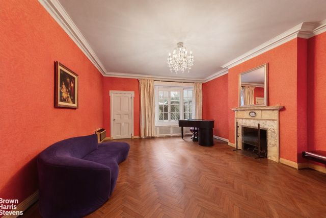 52 E 69TH Street, New York City, NY 10021