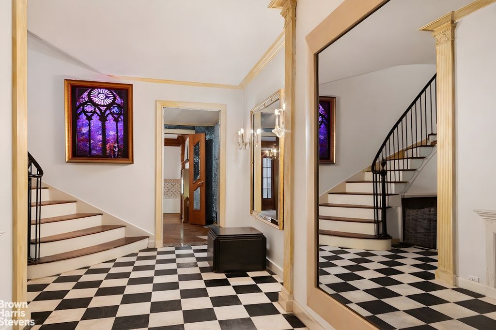 52 E 69TH Street, New York City, NY 10021