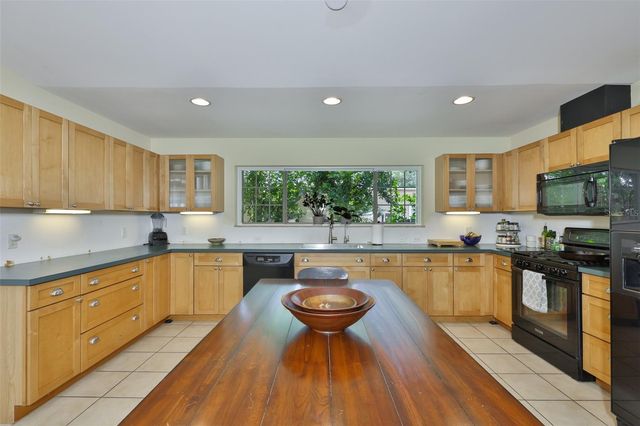 7508 4TH AVENUE N, St Petersburg, FL 33710