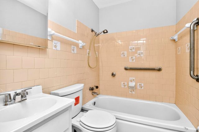 2423 Underwood St, Nashville, TN 37208