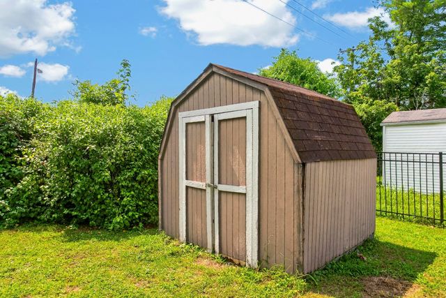 2423 Underwood St, Nashville, TN 37208